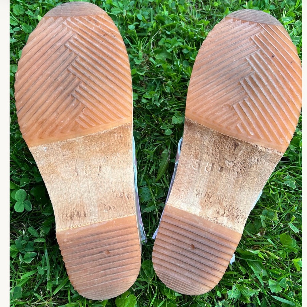 Cute Pink Leather Clogs - Picture 5 of 7
